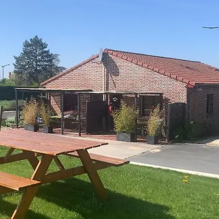 Confort Avec Terrasse 度假居